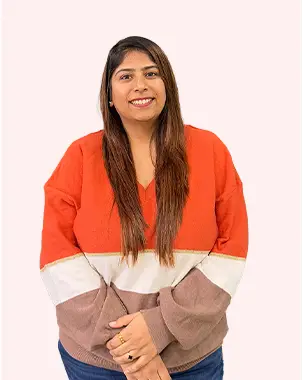 Khushboo Moolrajani working as social media manager in Talknlock Digital marketing agency